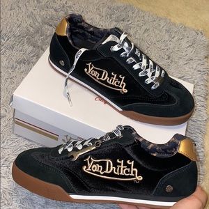 Von Dutch Sneakers